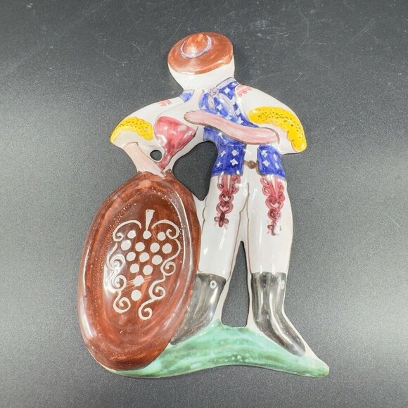 Hand Made Italian DERUTA Pottery Wall Hanging Figure Musician Playing Music VTG - Picture 12 of 13